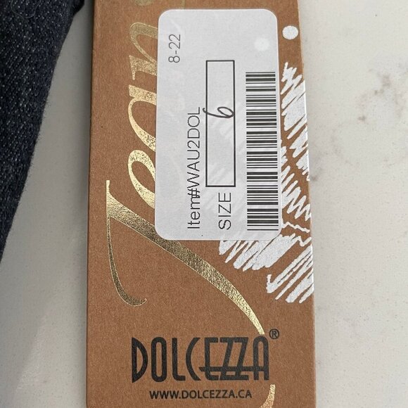 Dolcezza Slim Fit Skinny Leg 5 Pocket Cotton Poly Blend Jeans Black Sz 6 NWT - Picture 12 of 14